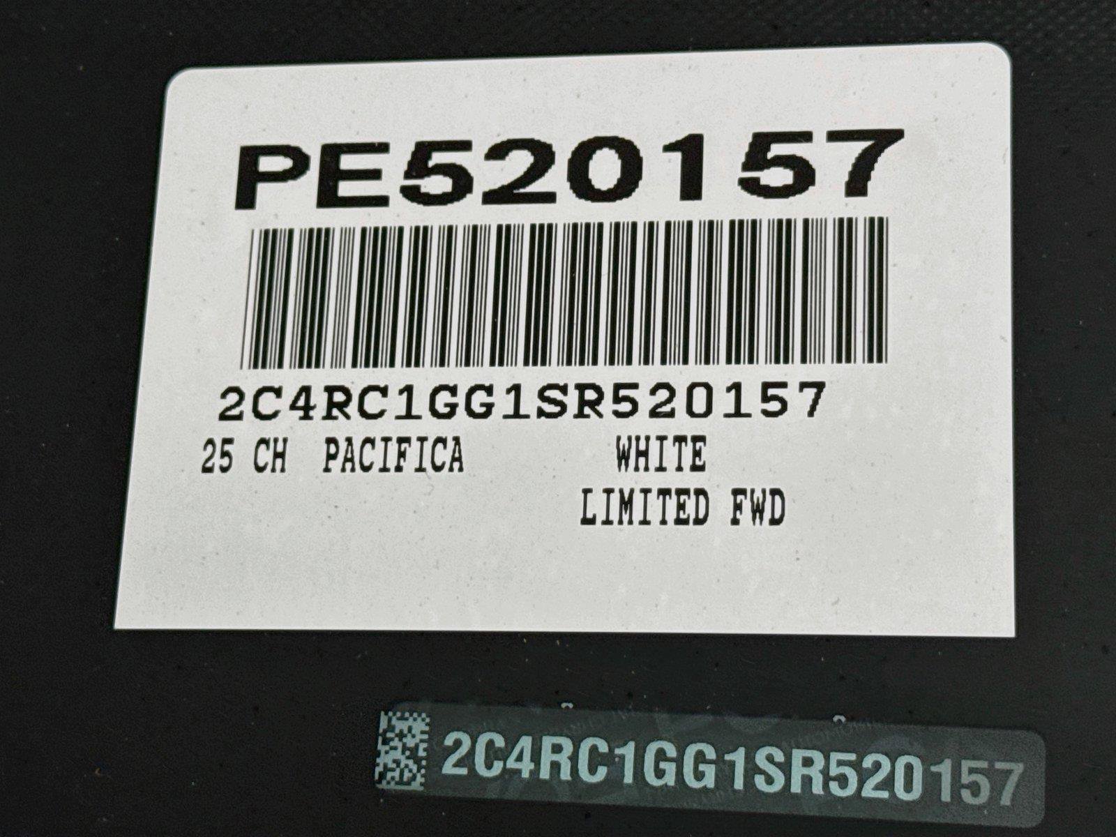 Used 2025 Chrysler Pacifica Limited FWD image 44