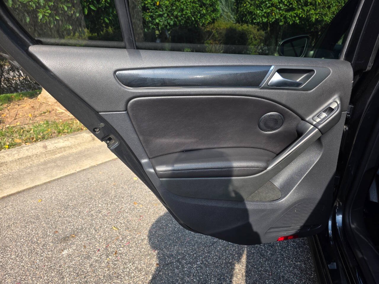 Used 2013 Volkswagen GTI Driver's Edition FWD image 23
