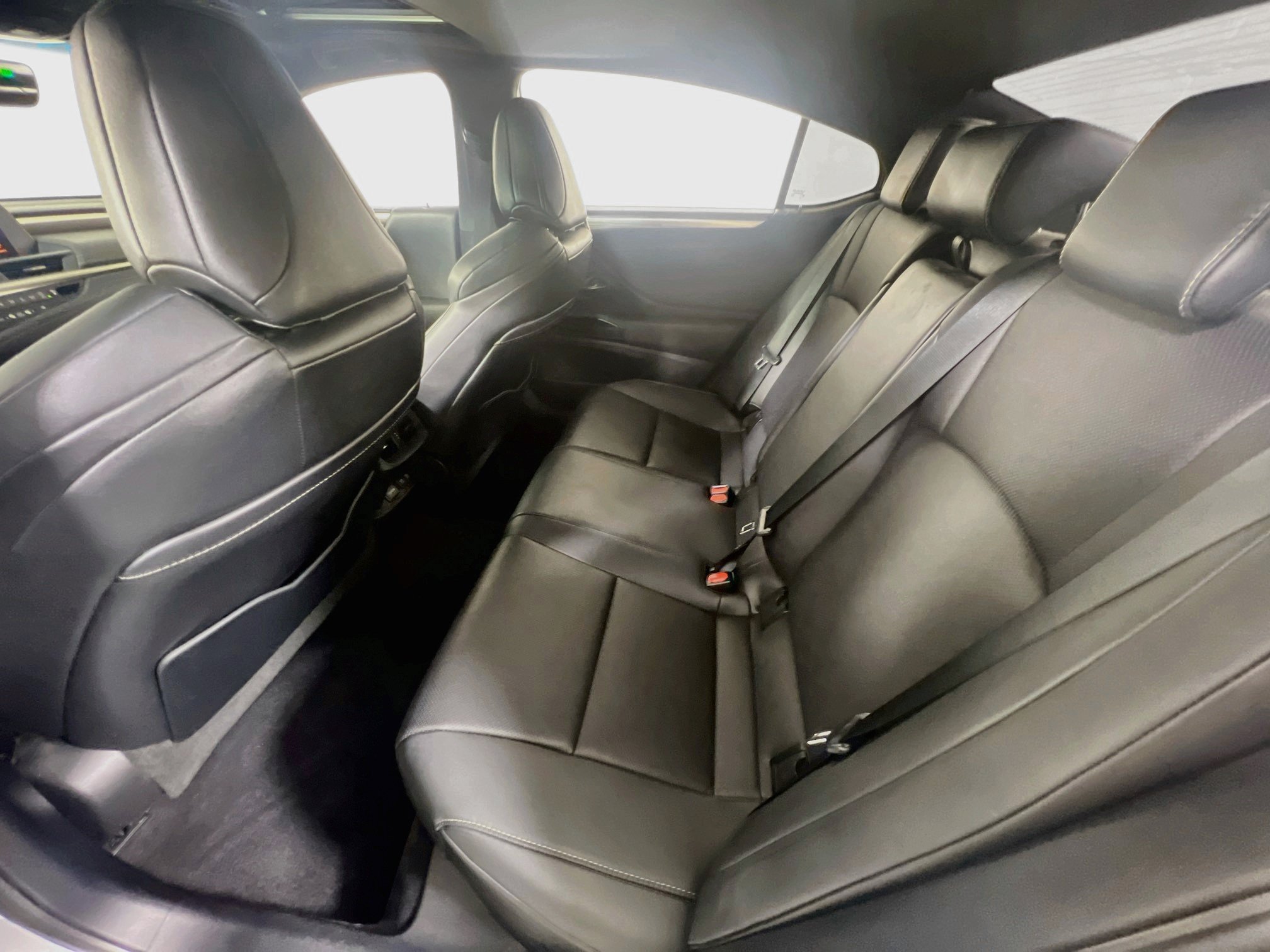 Used 2021 Lexus ES 350 F Sport w/ Accessory Package 2 FWD image 24