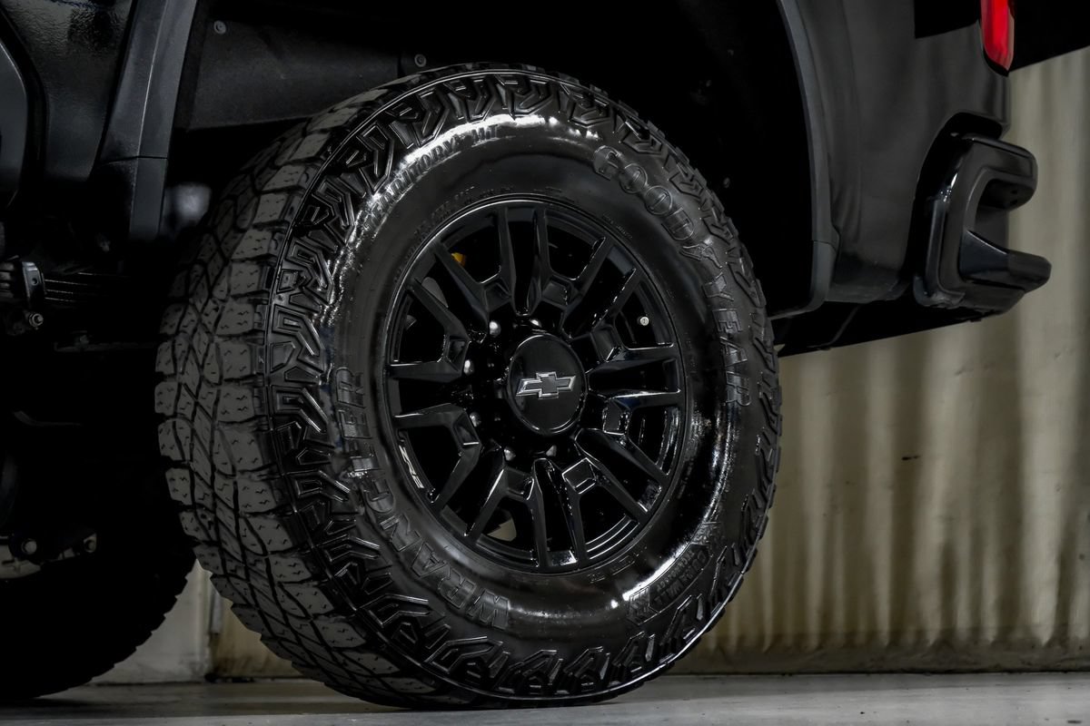 Used 2024 Chevrolet Silverado 2500 ZR2 AWD/4WD image 55