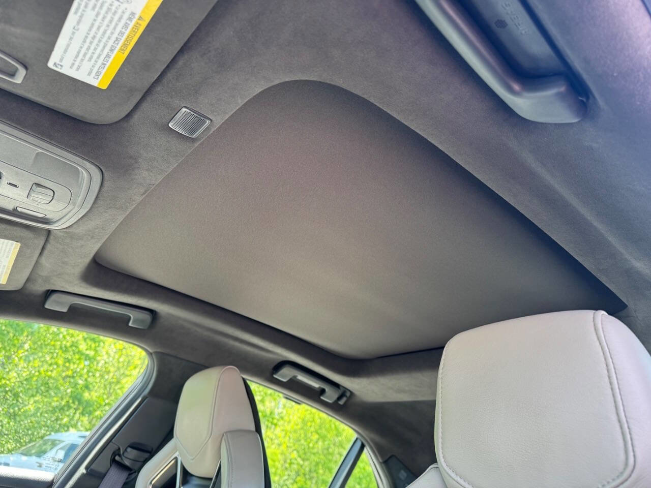 Used 2016 Cadillac CTS V w/ Luxury Package RWD image 20