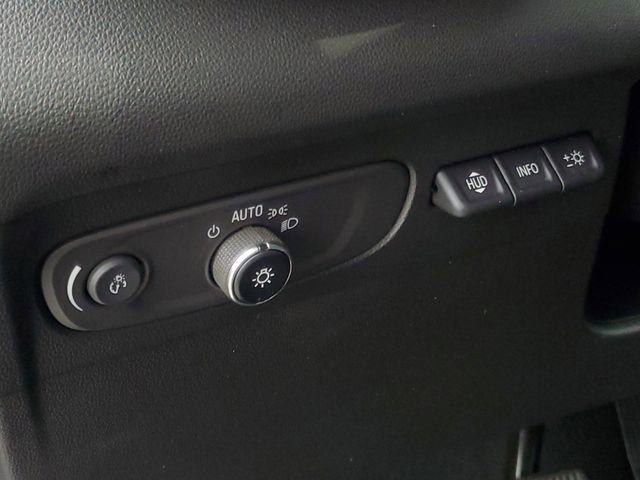 Used 2021 Buick Envision Avenir w/ Technology Package II image 19