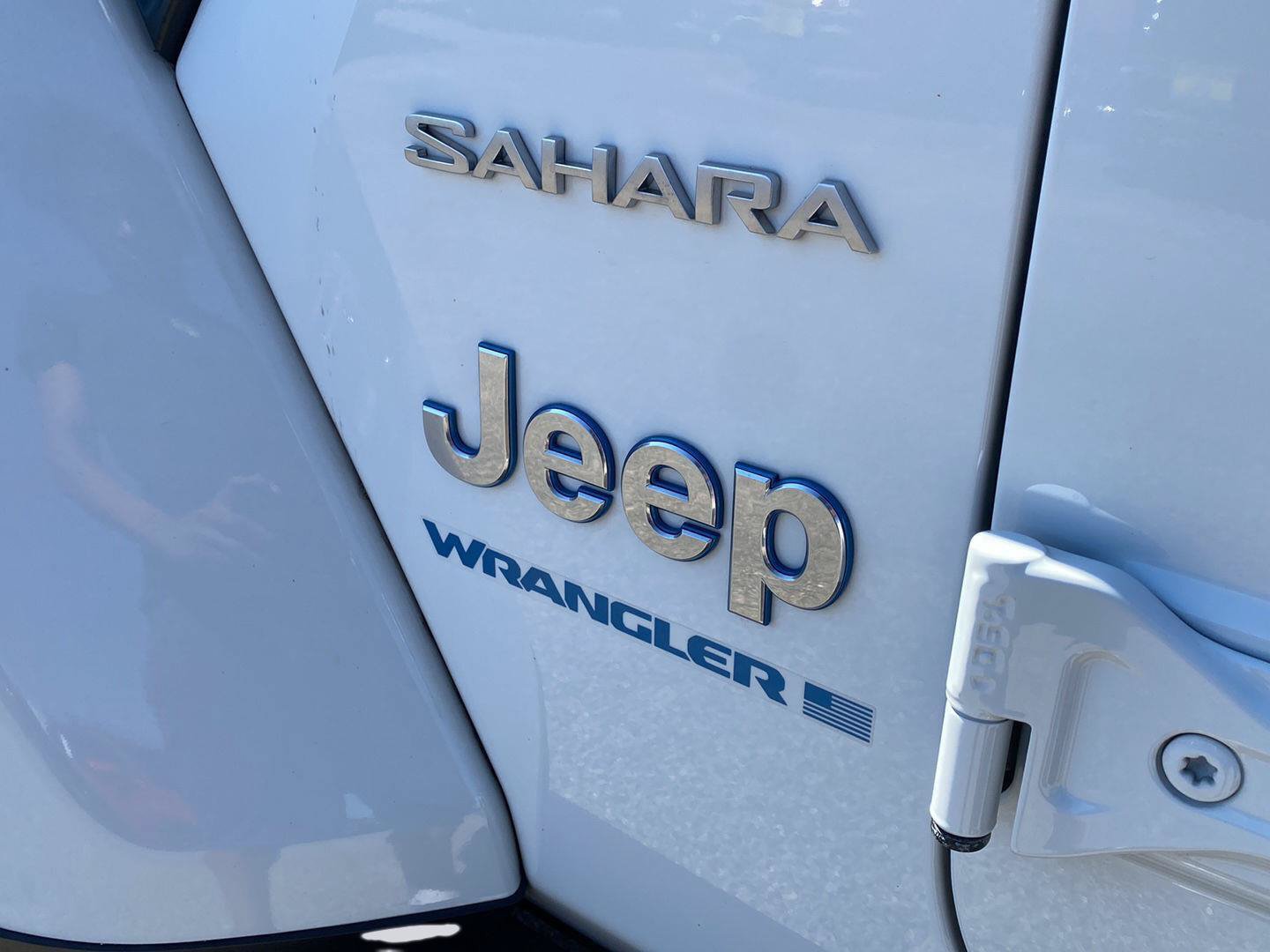 Used 2023 Jeep Wrangler Unlimited Sahara w/ Cold Weather Group AWD/4WD image 11