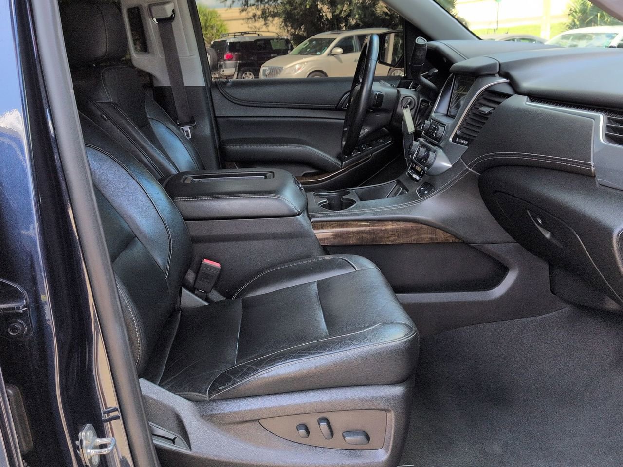 Used 2019 Chevrolet Tahoe LT AWD/4WD image 25