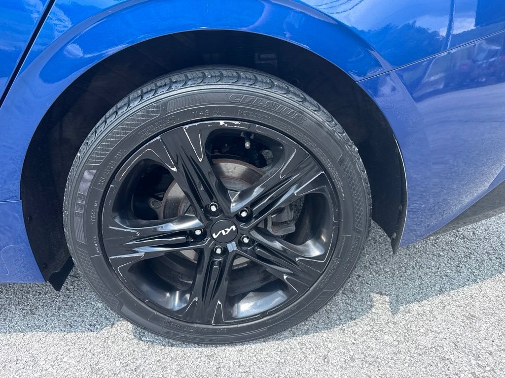 Used 2022 Kia K5 GT-Line FWD image 9