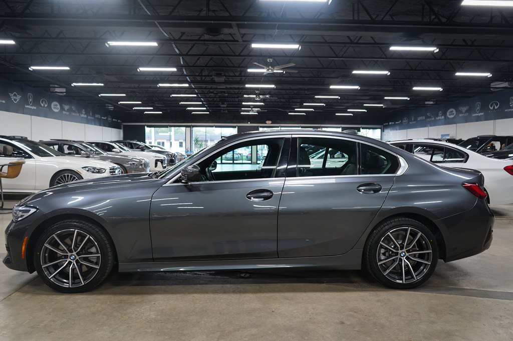 Used 2020 BMW 330i xDrive Sedan AWD/4WD image 2
