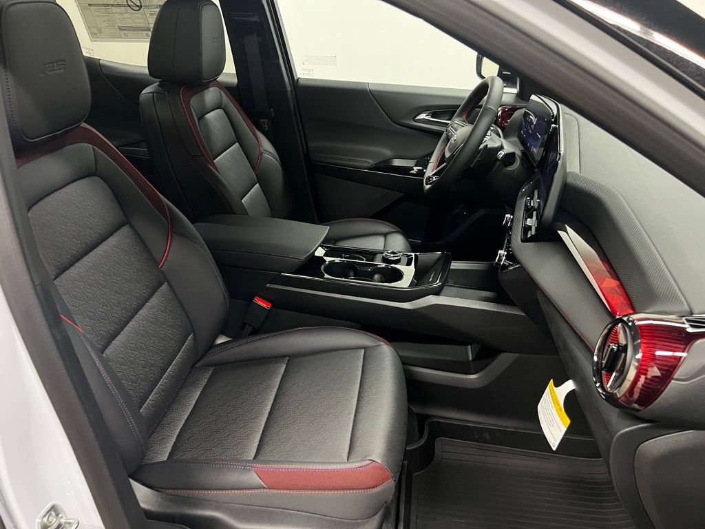 New 2026 Chevrolet Equinox RS w/ LPO, Floor Liner Package image 38