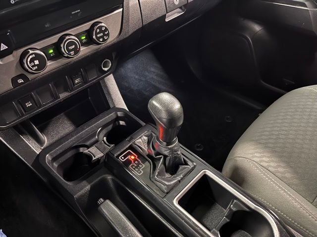 Used 2020 Toyota Tacoma SR image 23