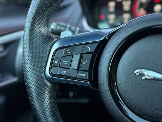 Used 2021 Jaguar F-TYPE R image 18