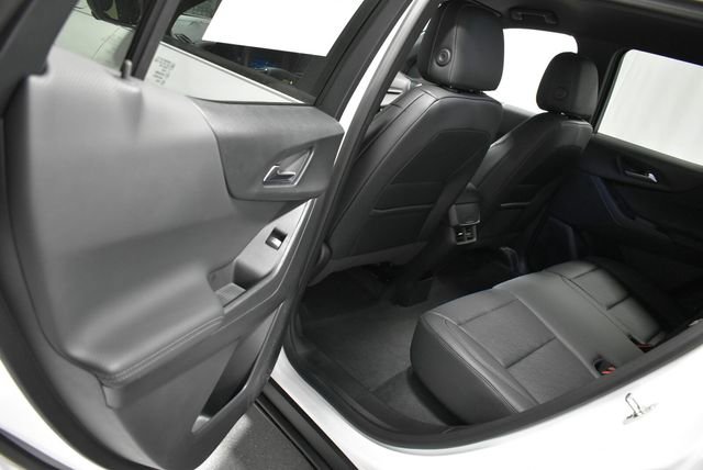 New 2026 Chevrolet Equinox LT w/ Convenience Package II FWD image 29