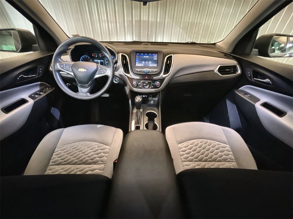 Used 2020 Chevrolet Equinox LS w/ LS Convenience Package image 19