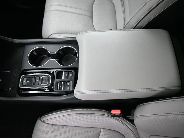 Used 2025 Honda Pilot Elite image 33