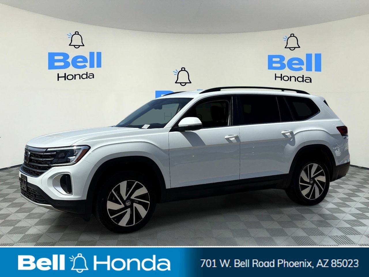 Used 2025 Volkswagen Atlas SE FWD image 1