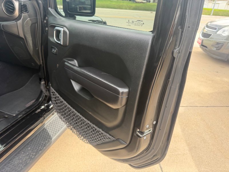 Used 2020 Jeep Wrangler Unlimited Sport image 18