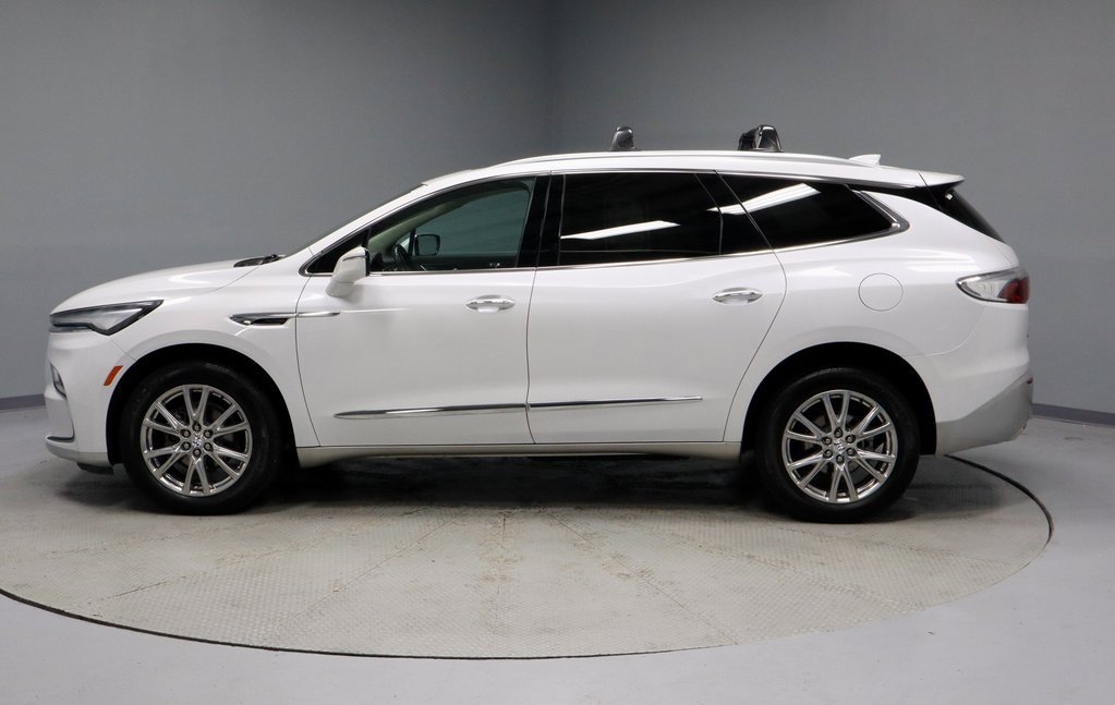 Used 2023 Buick Enclave Essence w/ Experience Buick Package image 12