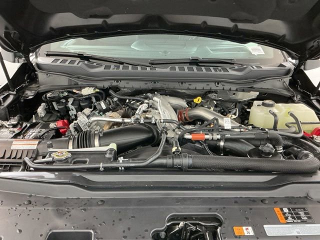 Used 2026 Ford F450 Platinum w/ FX4 Off-Road Package AWD/4WD image 36