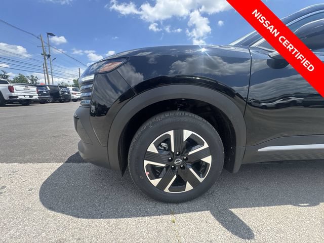 Certified 2025 Nissan Kicks SV w/ SV Premium Package AWD/4WD image 2