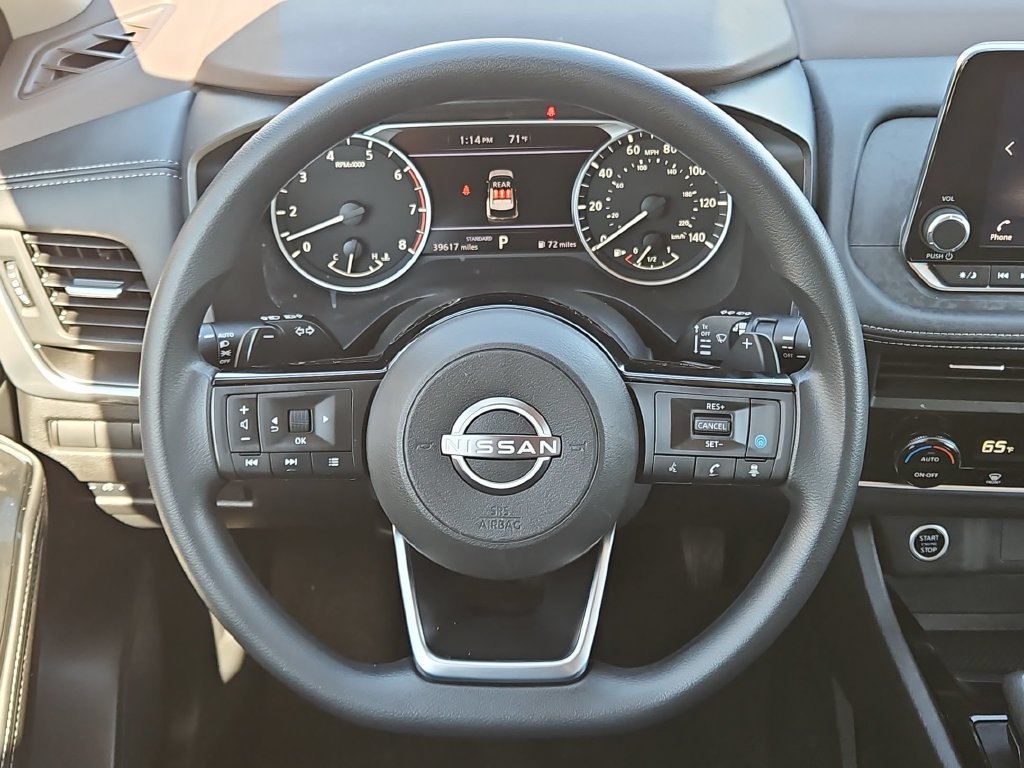 Used 2023 Nissan Rogue SV FWD image 23