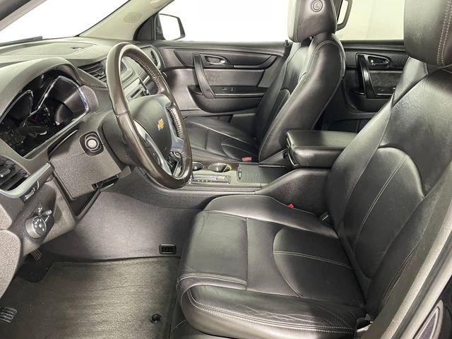 Used 2015 Chevrolet Traverse LT w/ LPO, 'HIT The Road' Package AWD/4WD image 2