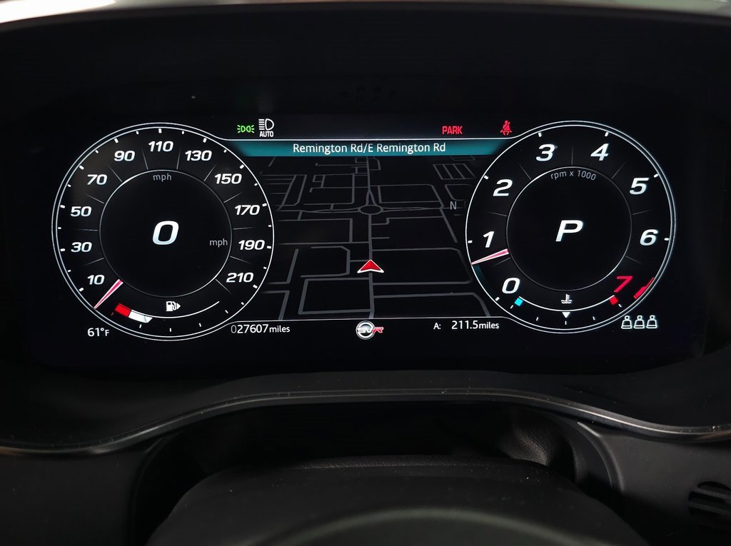 Used 2022 Jaguar F-PACE SVR image 24