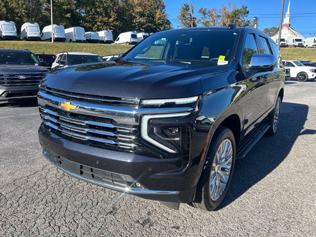 Used 2025 Chevrolet Tahoe Premier w/ Sun And Tow Package AWD/4WD image 3
