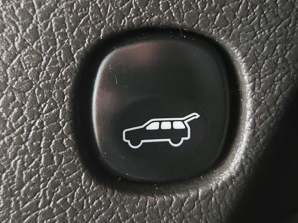 Used 2014 Ford Flex SEL w/ Equipment Group 202A FWD image 31