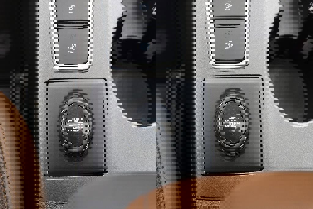 Used 2025 Ford Bronco Sport Outer Banks w/ Outer Banks Tech Package+ image 28