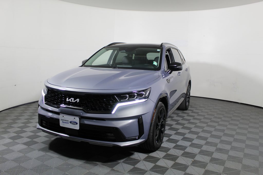Used 2023 Kia Sorento SX image 4