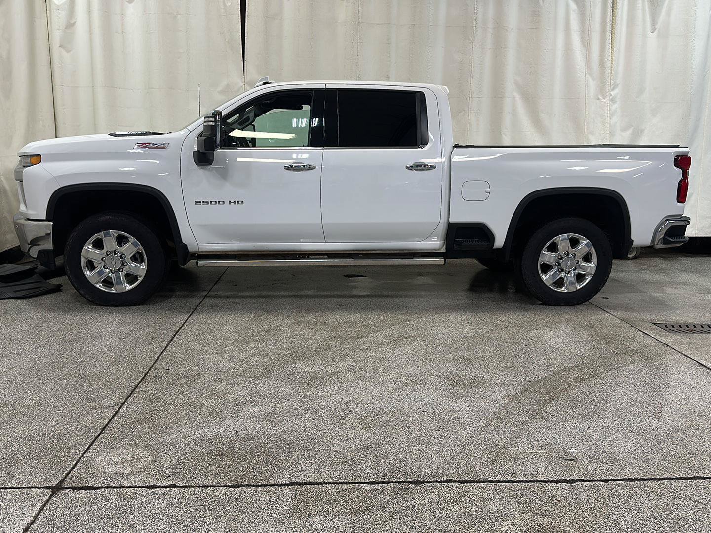 Used 2020 Chevrolet Silverado 2500 LTZ w/ LTZ Plus Package AWD/4WD image 2