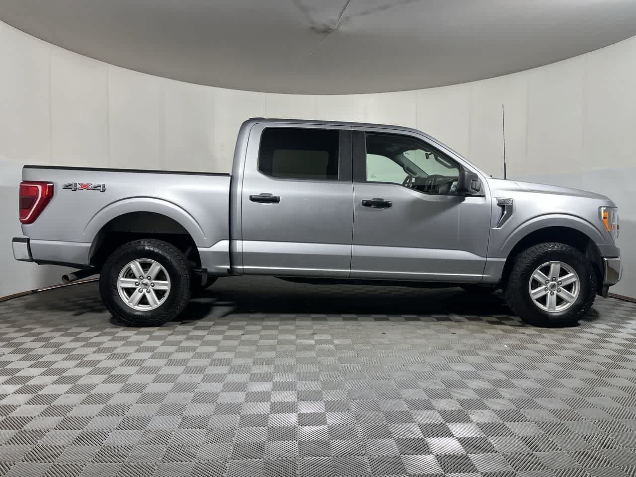 Used 2022 Ford F150 XLT w/ Trailer Tow Package AWD/4WD image 9