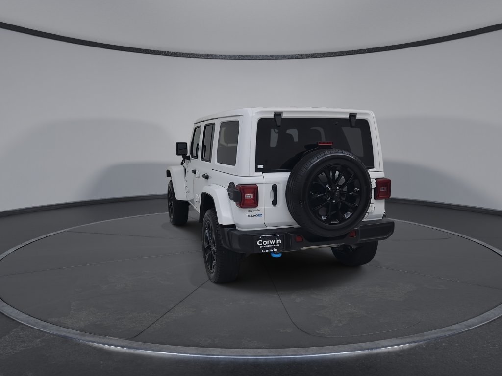 Certified 2024 Jeep Wrangler Unlimited Sahara AWD/4WD image 13
