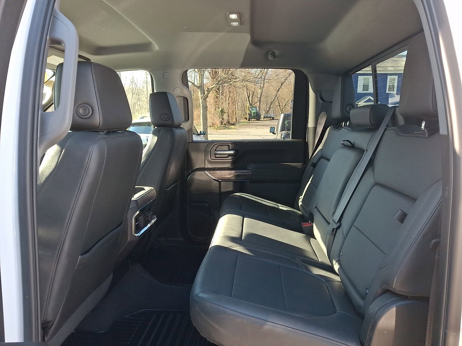 Used 2022 Chevrolet Silverado 2500 LTZ w/ LTZ Plus Package image 10