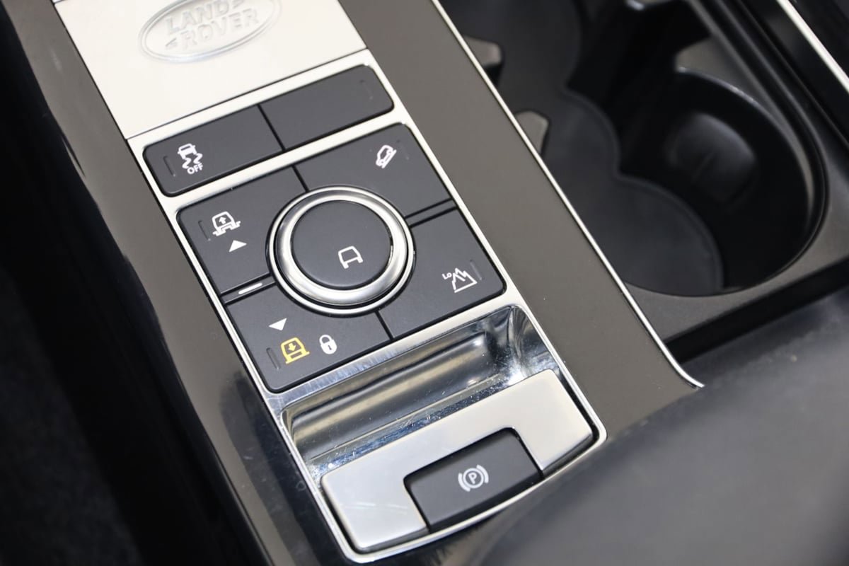 Used 2019 Land Rover Range Rover Supercharged AWD/4WD image 30