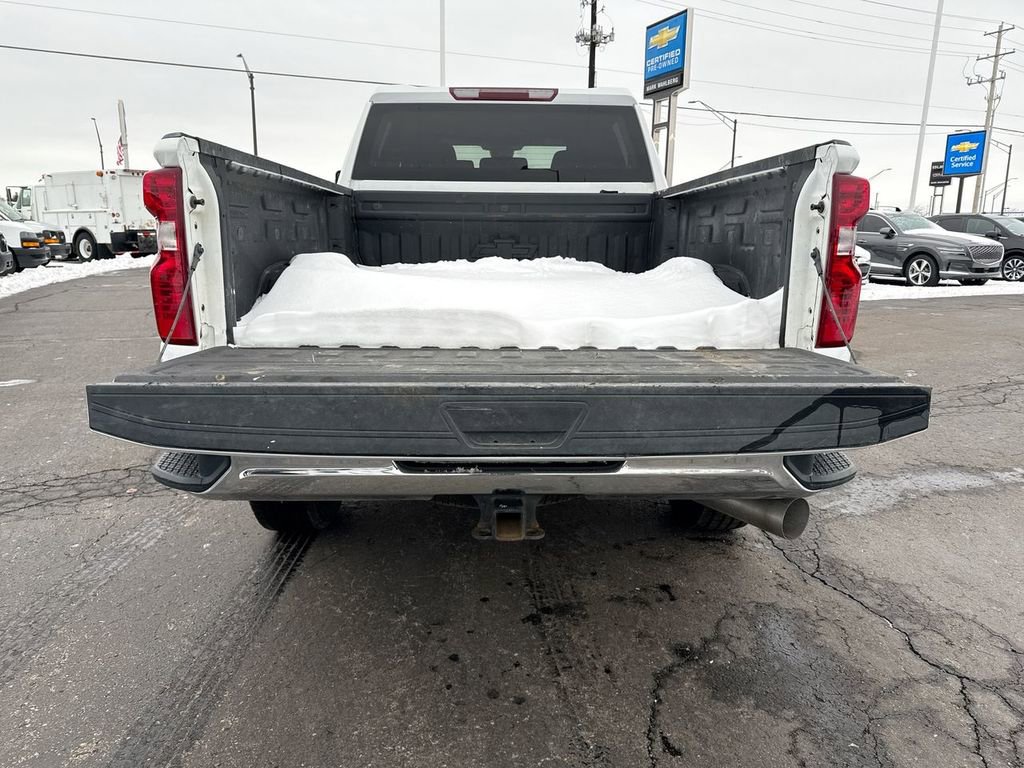 Used 2024 Chevrolet Silverado 2500 LT image 24