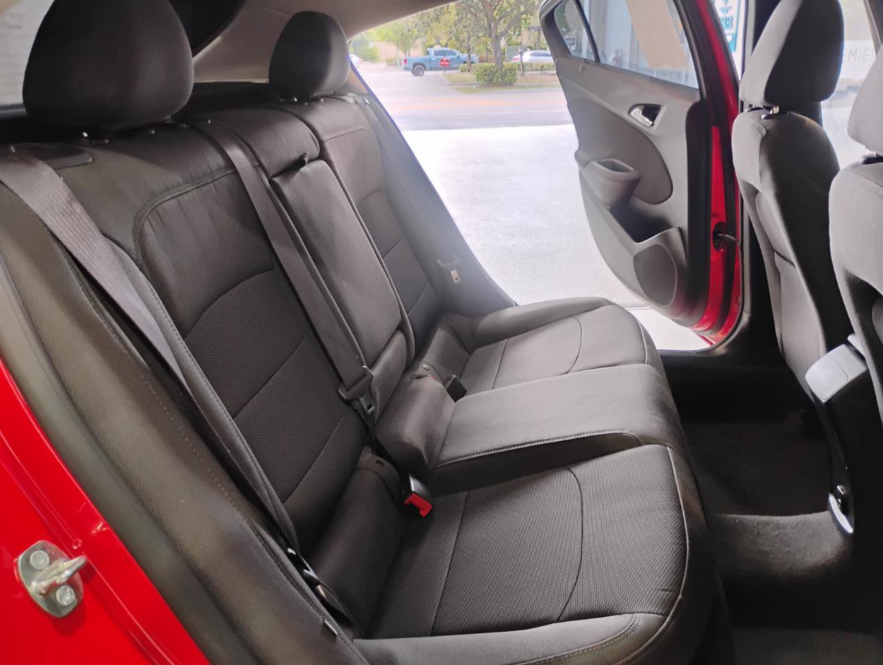 Used 2017 Chevrolet Cruze LT w/ Convenience Package FWD image 68