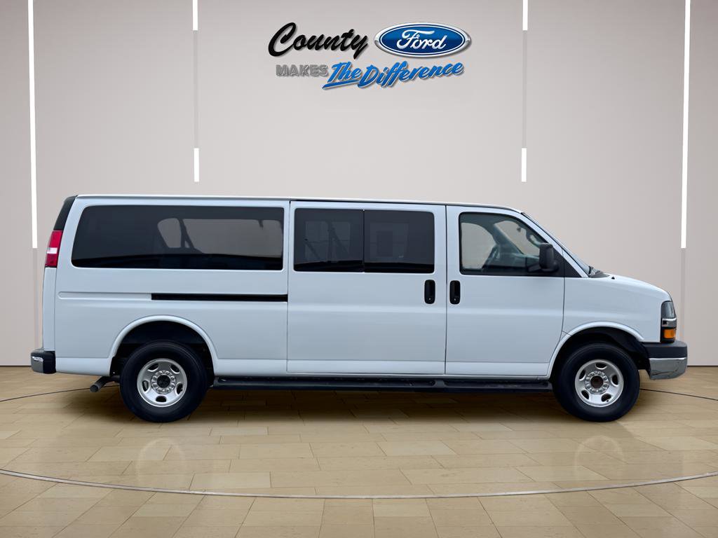 Used 2023 Chevrolet Express 3500 LT w/ LT Preferred Equipment Group image 23