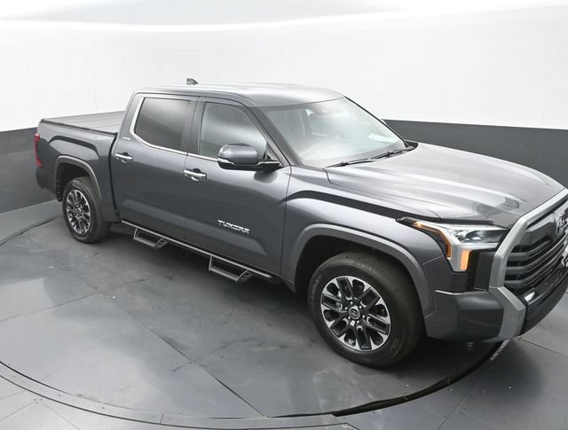 Used 2024 Toyota Tundra Limited AWD/4WD image 28