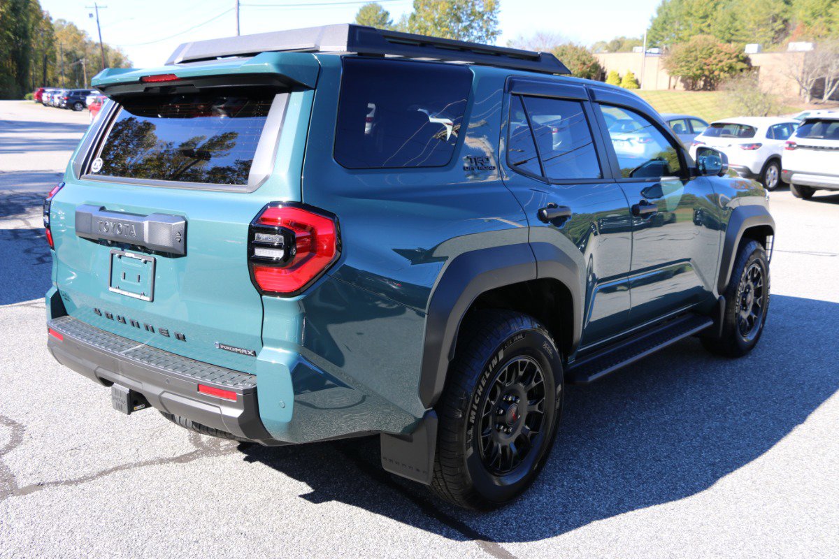 Used 2025 Toyota 4Runner TRD Off-Road image 8