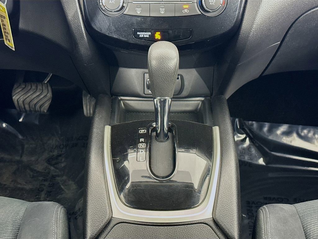 Used 2016 Nissan Rogue S image 24