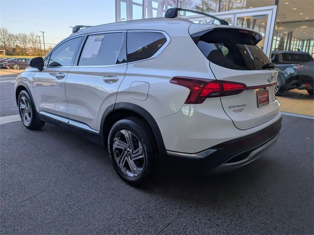 Used 2022 Hyundai Santa Fe SEL w/ Convenience Package image 3
