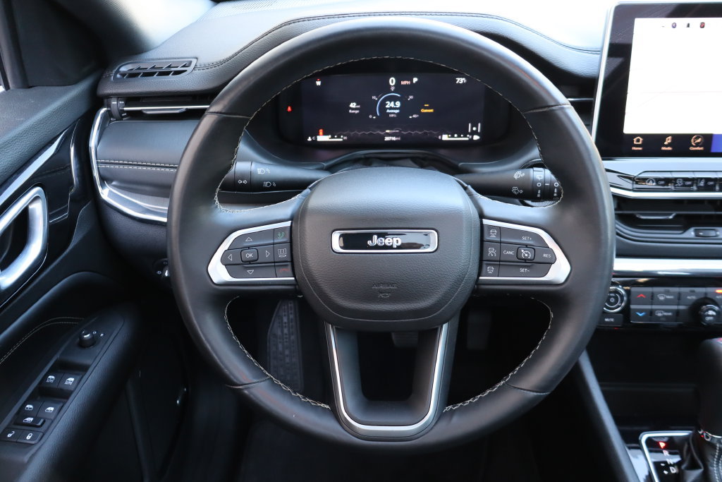 Used 2022 Jeep Compass High Altitude AWD/4WD image 21