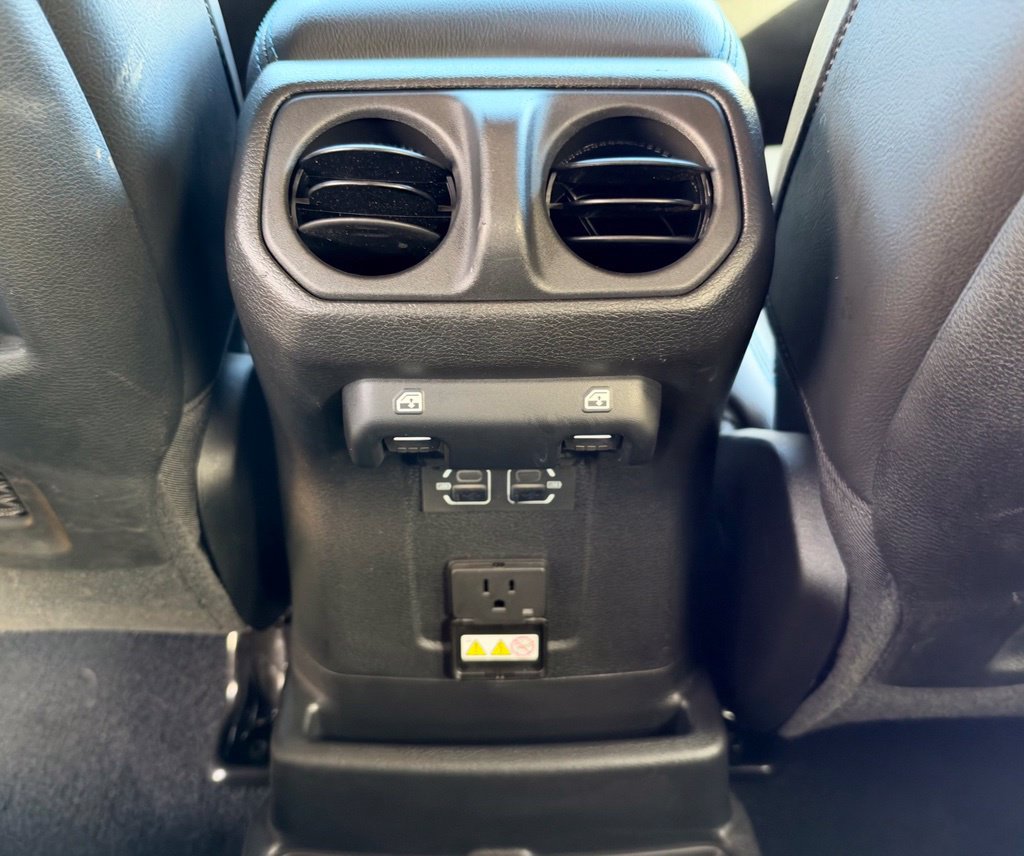Used 2023 Jeep Wrangler Unlimited Rubicon 4xe w/ Cold Weather Group AWD/4WD image 34