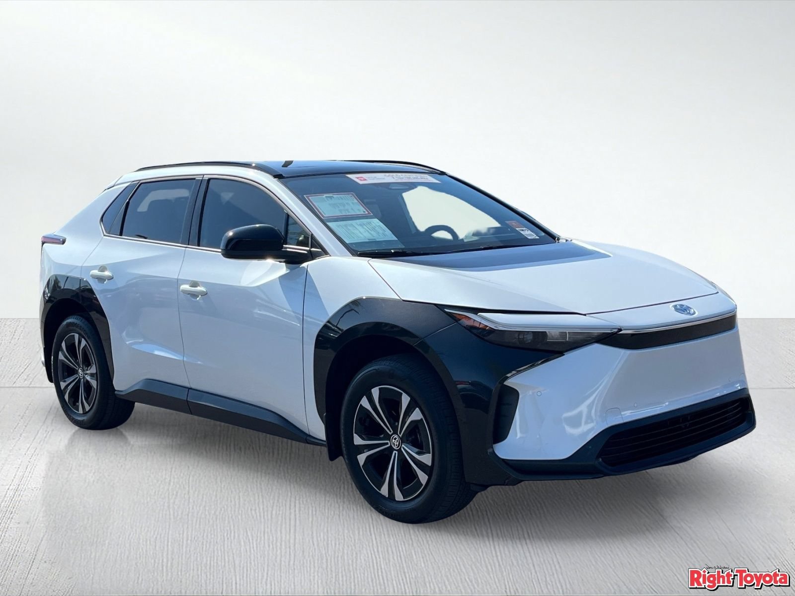 Certified 2024 Toyota bZ4X AWD w/ Weather Package image 9