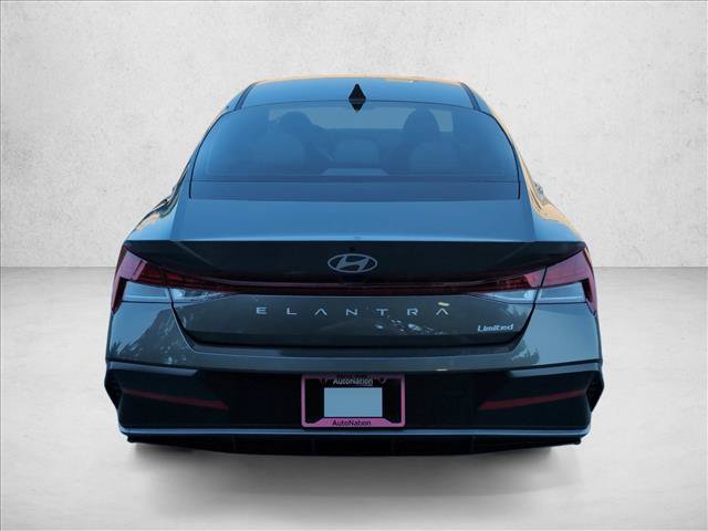 New 2026 Hyundai Elantra Limited FWD image 8