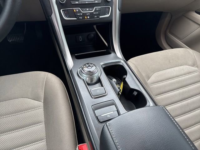 Used 2018 Ford Fusion SE image 23