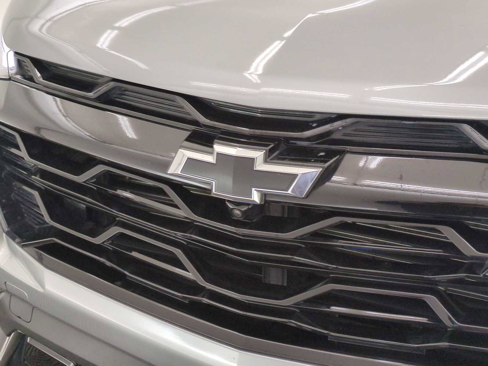 Used 2025 Chevrolet Equinox RS w/ Safety and Technology Package image 11