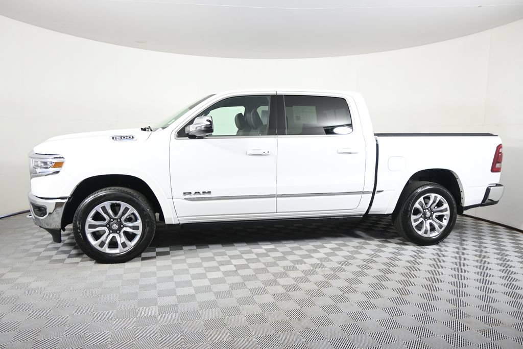 Used 2024 RAM 1500 Limited AWD/4WD image 2