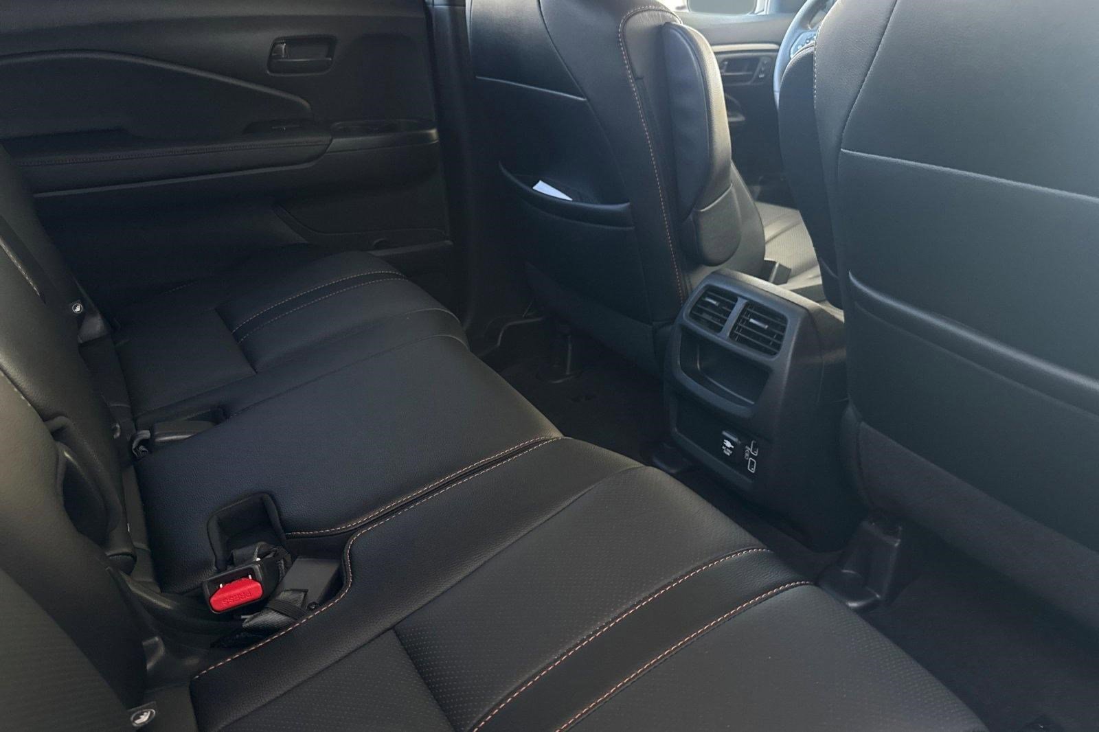 Used 2023 Honda Passport TrailSport image 30