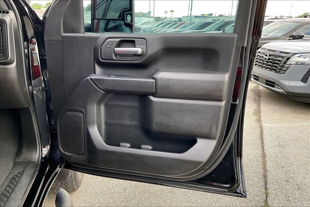 Used 2024 Chevrolet Silverado 2500 Custom w/ Custom Value Package AWD/4WD image 23