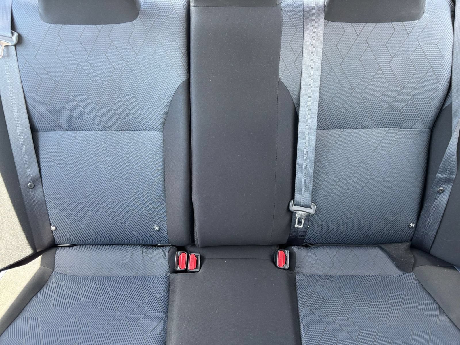 Used 2025 Nissan Versa SV FWD image 35